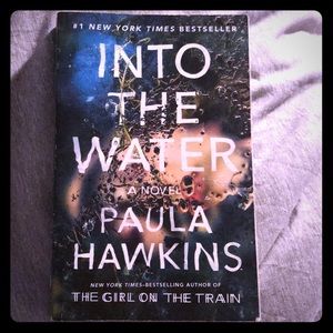 2/$8 Into the Water by Paula Hawkins paperbck book